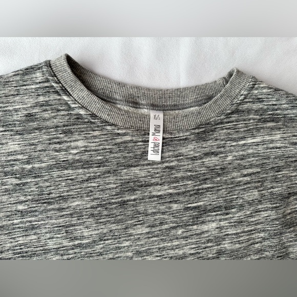 Latched Mama Deluxe Crewneck Nursing Maternity Sweater - XS/S - Picture 7 of 10